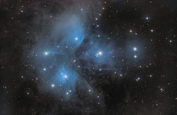 M45: Plejady — astrofotografia, autor Michał Kania (Konuz)