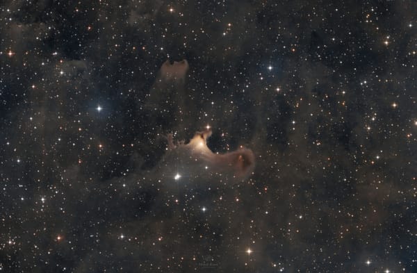 Sh2-136: Mgławica Duch — astrofotografia, autor Michał Kania (Konuz)